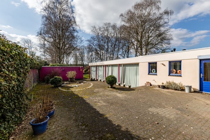 Photo 14 of Diergaarderstraat West 15