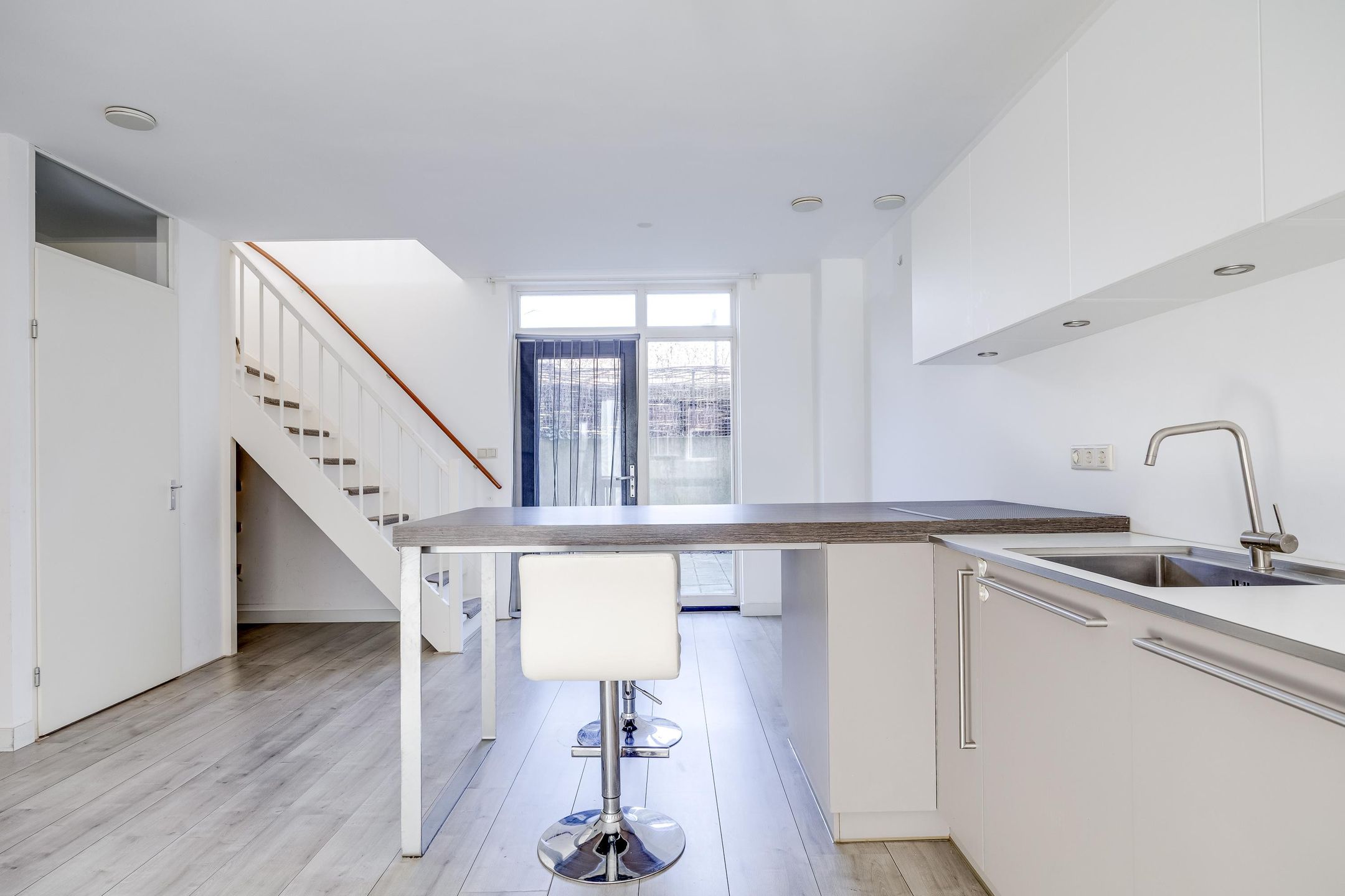 Foto 9 van Laaxumstraat 11