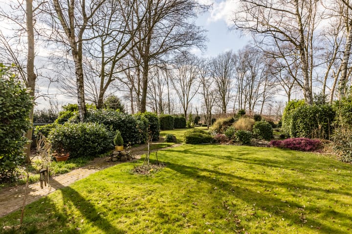 Photo 32 of Diergaarderstraat West 15