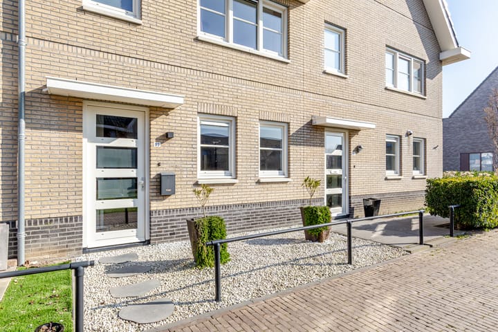 Foto 5 van Boterbloemhof 99