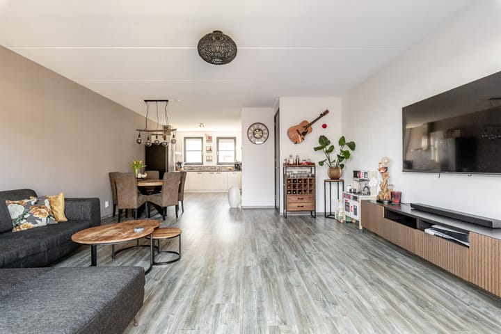 Foto 10 van Boterbloemhof 99