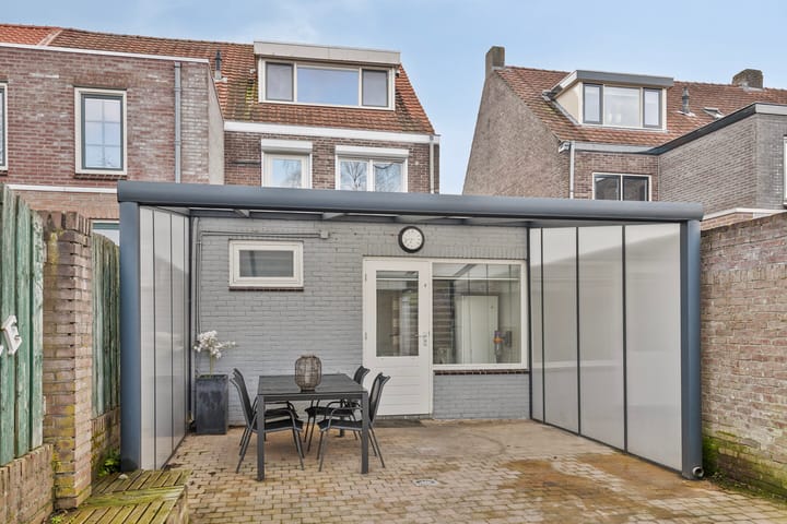 Foto 11 van Vlokhovenseweg 18