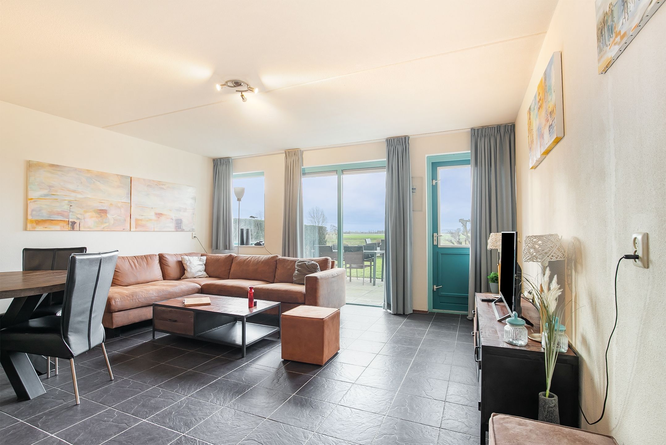 3-bedroom freehold villa in Hoofdplaat — photo 4 of 5