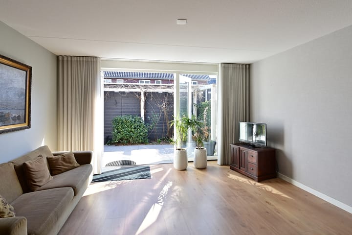 Photo 3 of Hoogeboomstraat 25