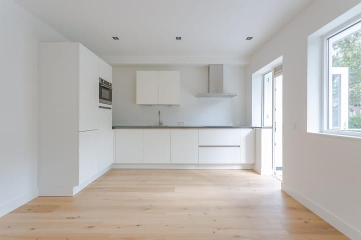 Photo 3 of Van Woustraat 189-1