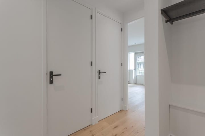 Photo 8 of Van Woustraat 189-1