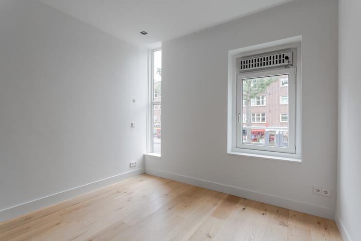 Photo 10 of Van Woustraat 189-1