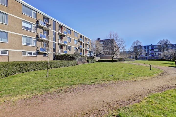 Foto 25 van Burgemeester Crezéestraat 59