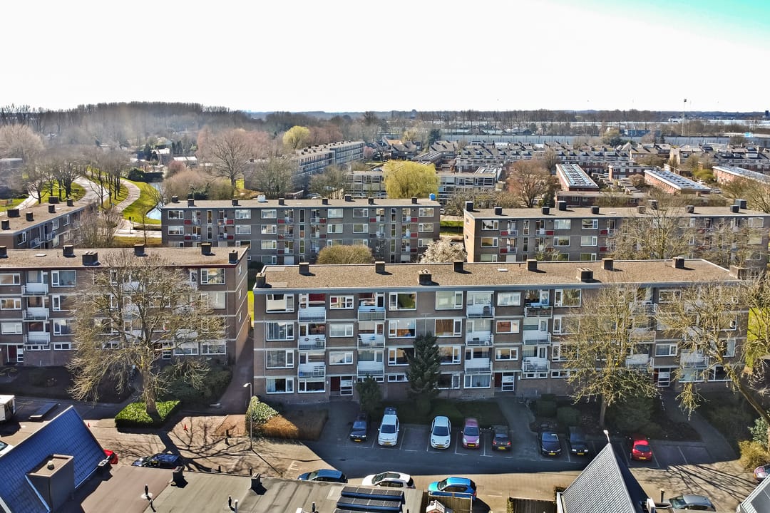 Foto 26 van Burgemeester Crezéestraat 59