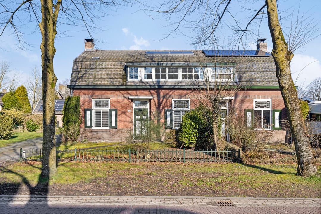 Photo 2 of Hoekstraat 28