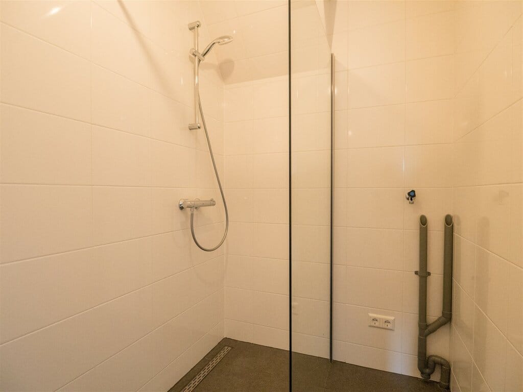 Photo 10 of Voorweg 4