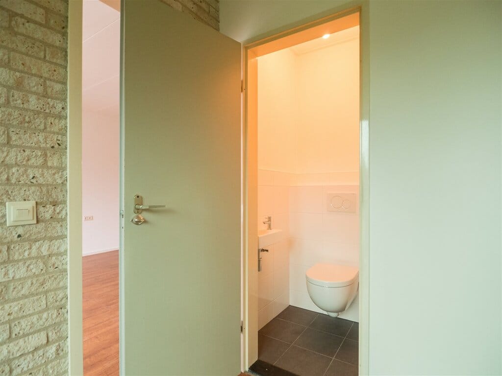 Photo 11 of Voorweg 4