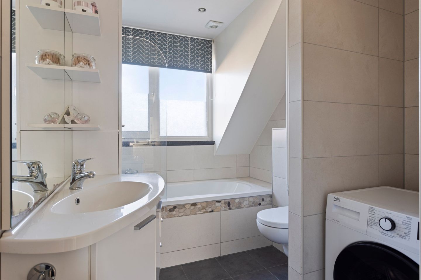 Foto 20 van Jasmijnstraat 4