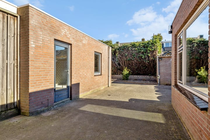 Foto 28 van Margrietlaan 19