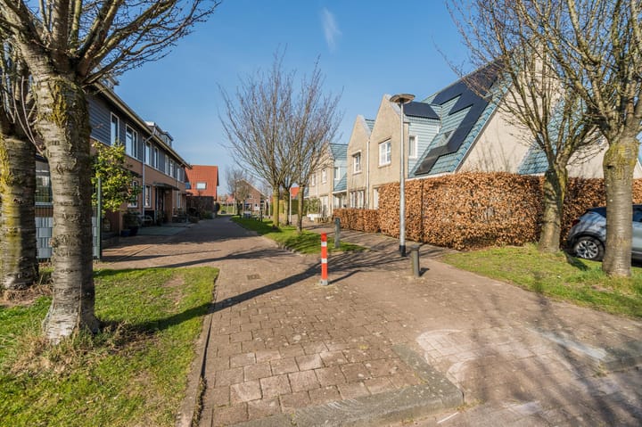 Photo 4 of Legakker 6