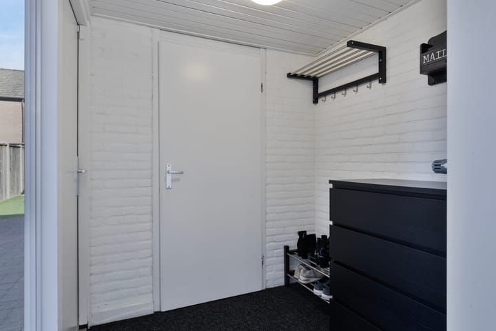 Foto 16 van De Meerkoet 17