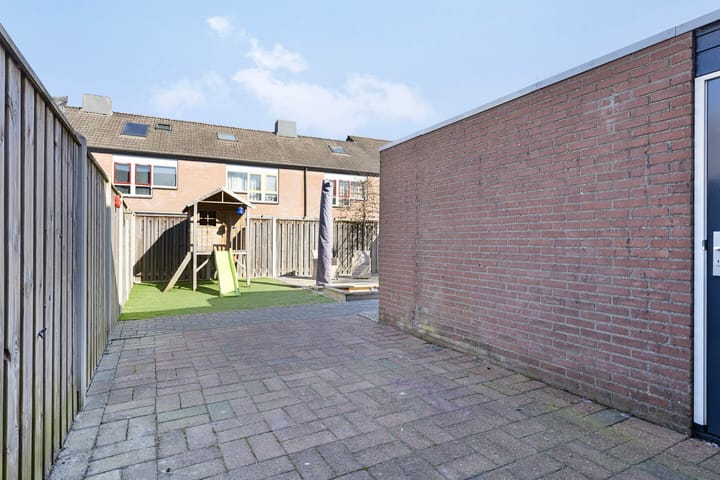 Foto 33 van De Meerkoet 17