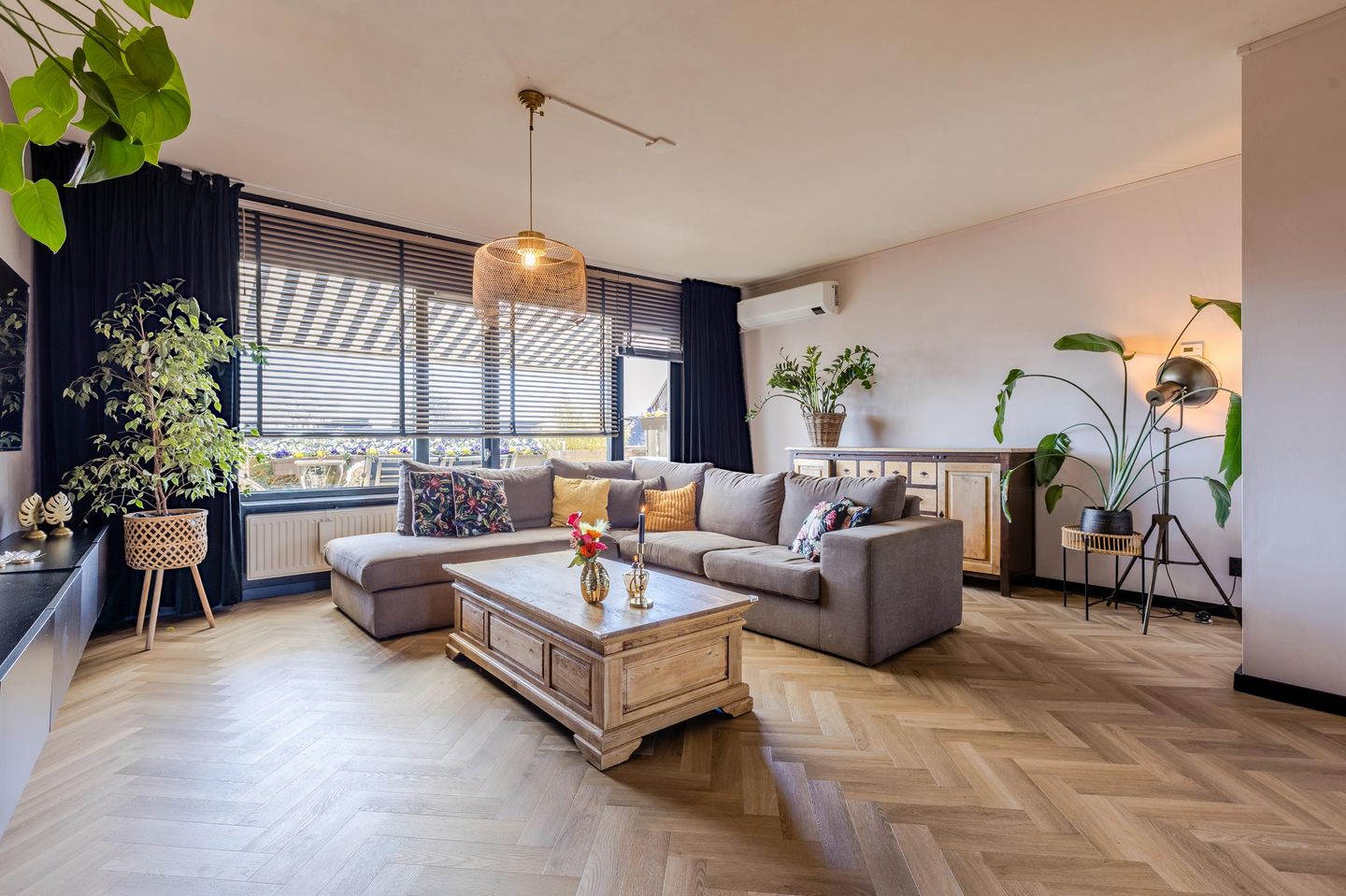 Foto 1 van Dijkcentrum 77