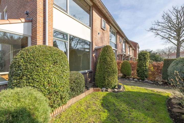 Foto 4 van Van Riebeeckweg 1