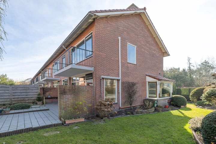 Foto 21 van Van Riebeeckweg 1