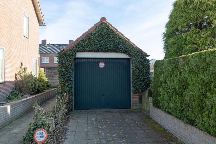 Foto 23 van Van Riebeeckweg 1