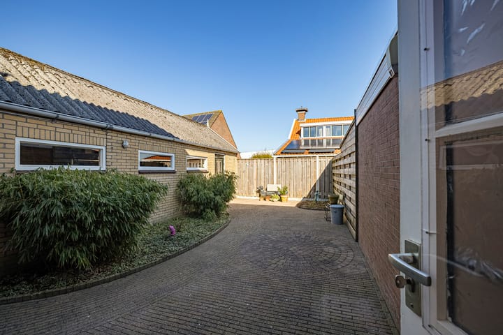 Foto 28 van Leeuwarderweg 28