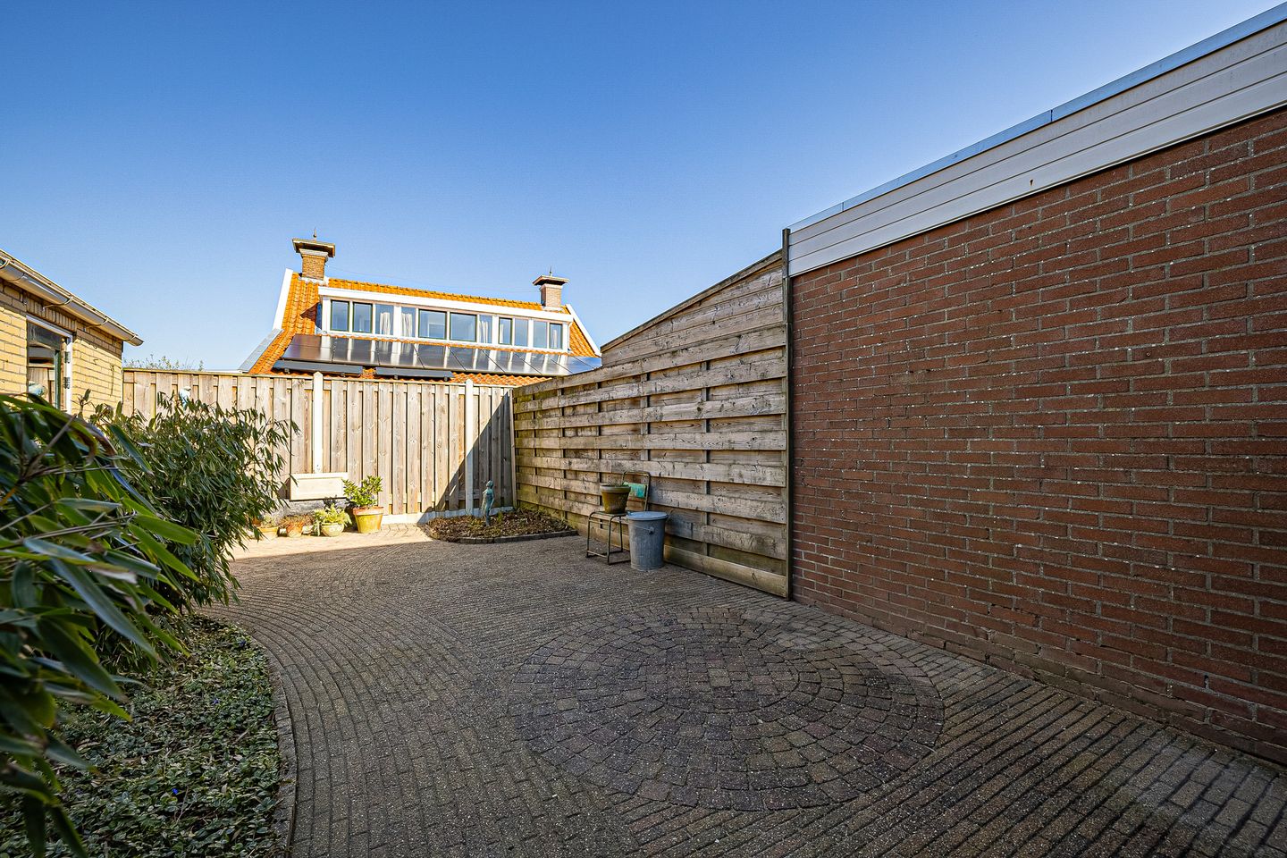 Photo 29 of Leeuwarderweg 28