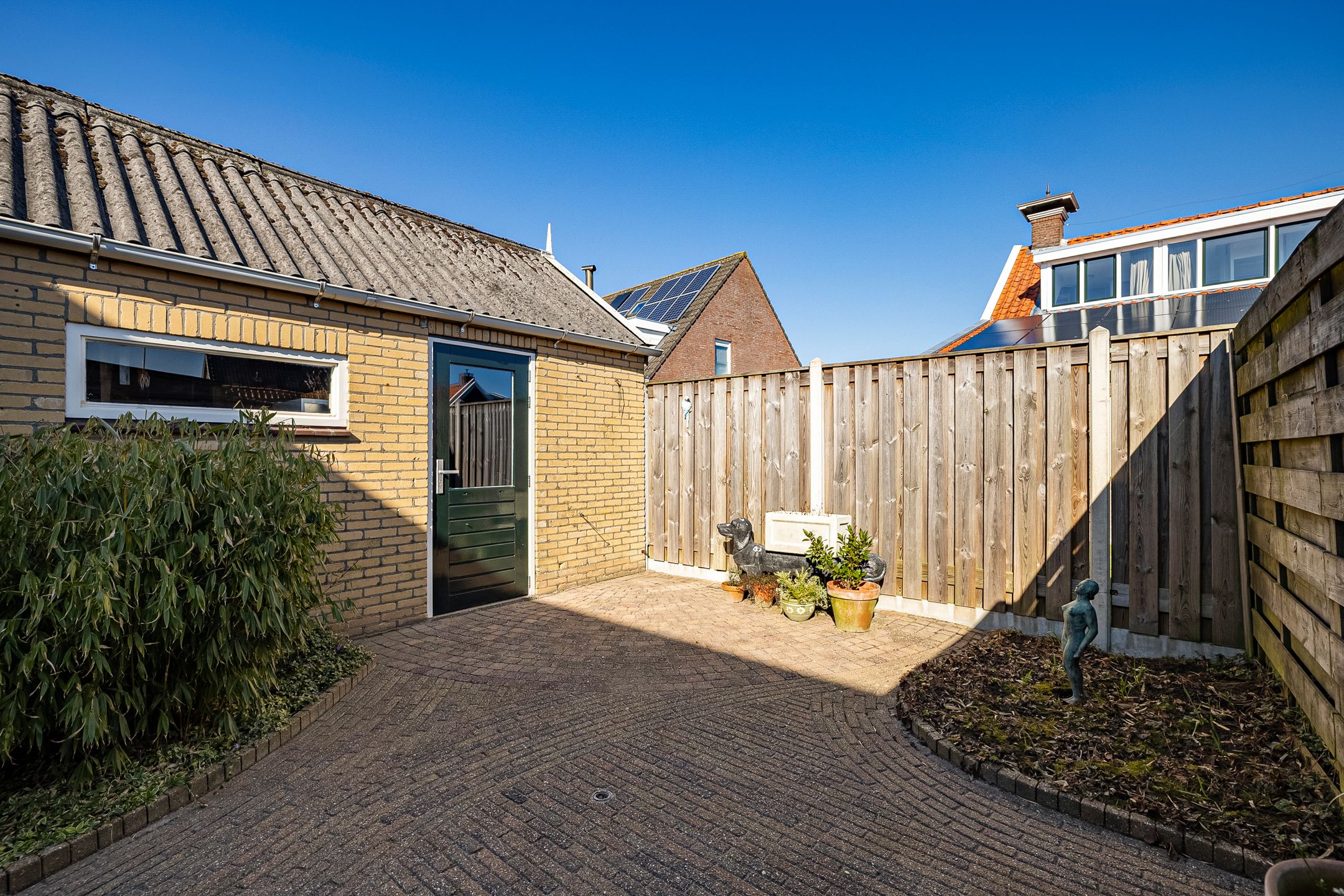 Photo 30 of Leeuwarderweg 28