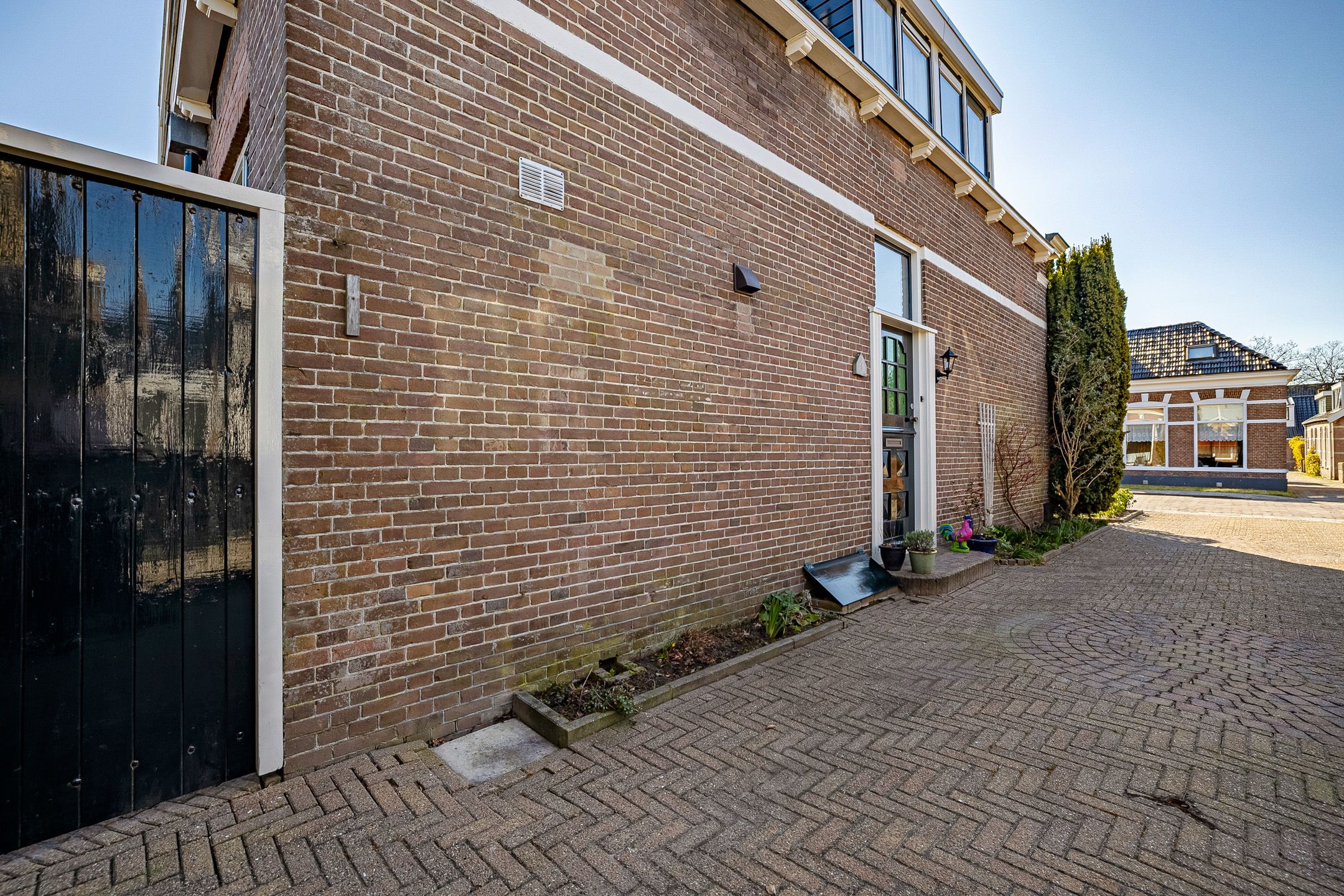 Photo 36 of Leeuwarderweg 28