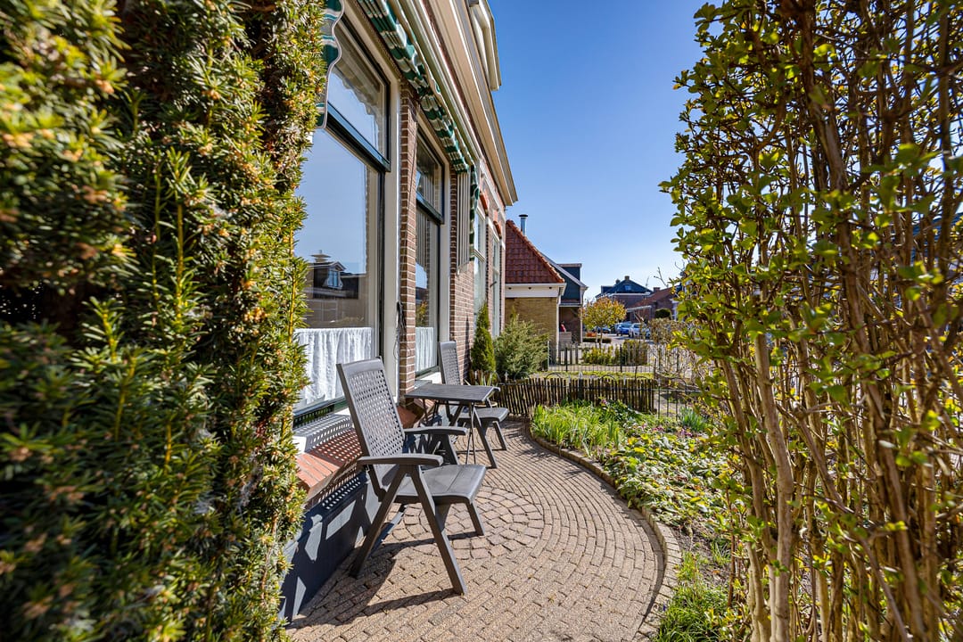 Photo 38 of Leeuwarderweg 28