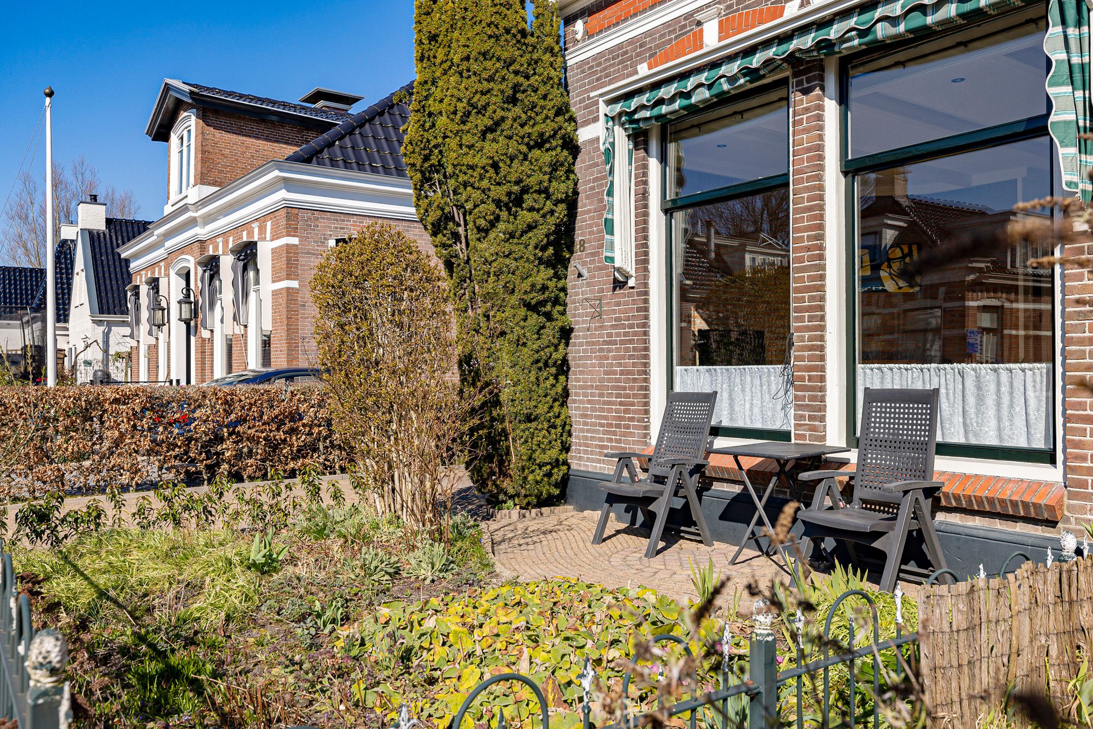 Photo 39 of Leeuwarderweg 28