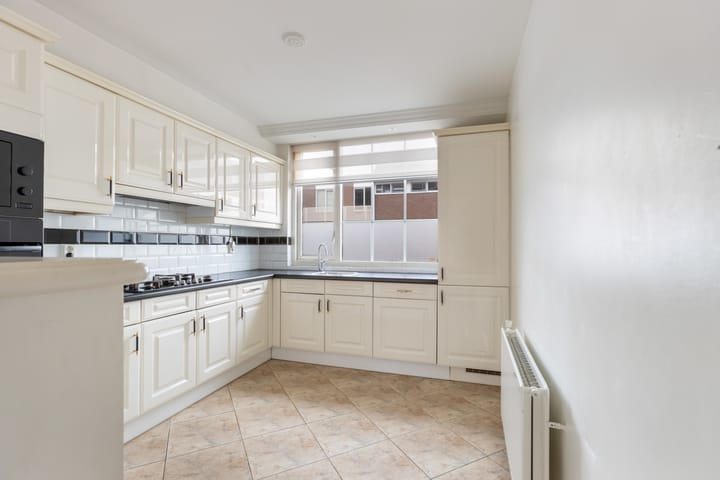 Foto 19 van Holwardastraat 11