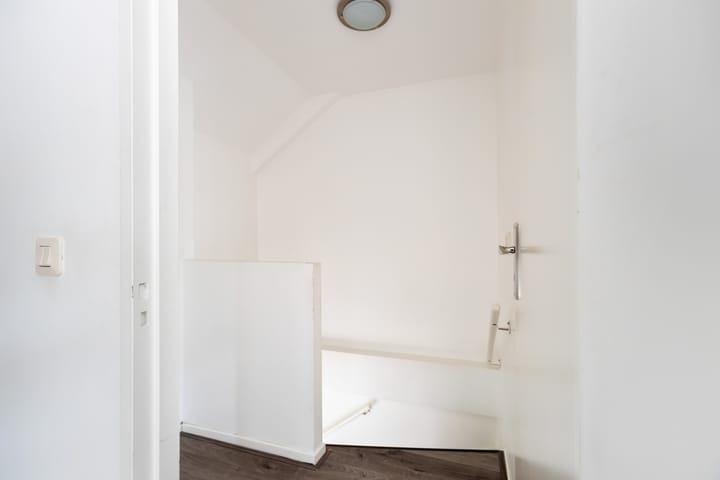 Foto 33 van Holwardastraat 11