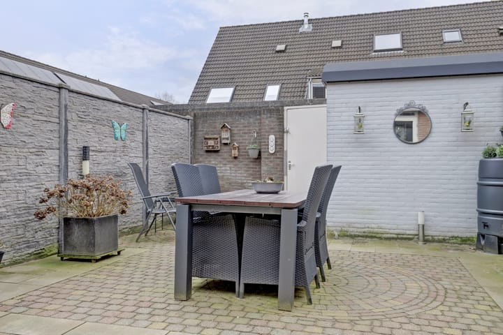 Foto 32 van Elisabeth Kuyperstraat 63