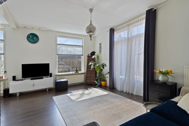 Photo 3 of Dapperstraat 33