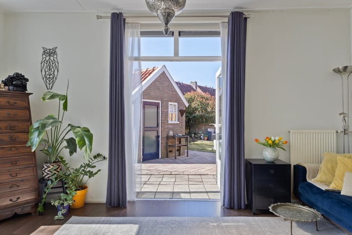 Photo 5 of Dapperstraat 33