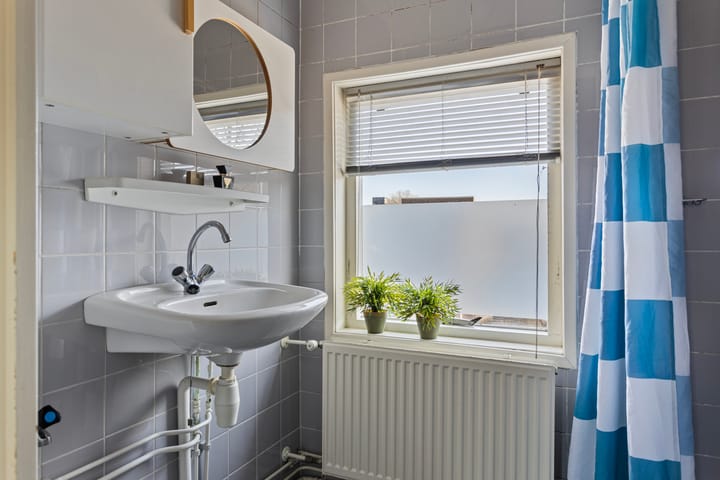 Photo 15 of Dapperstraat 33