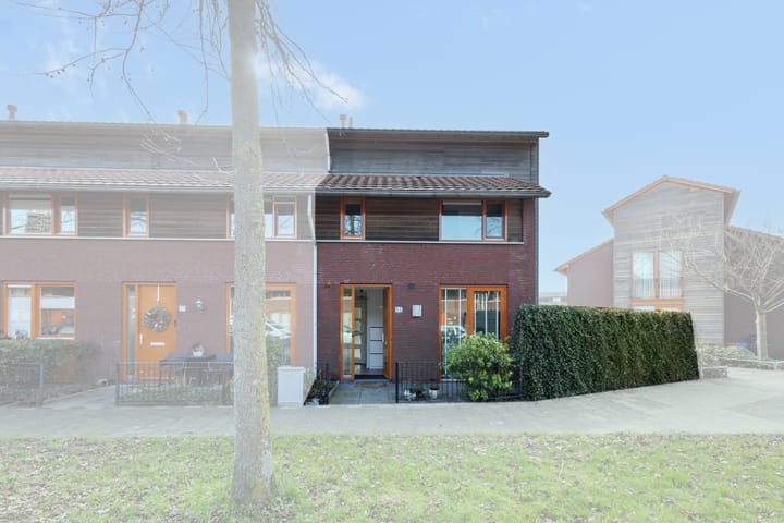 Foto 9 van Buizerdlaan 53