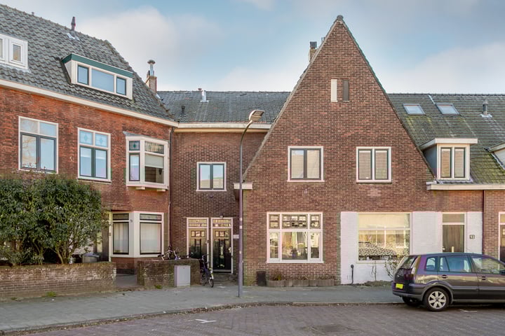 Bekijk foto van Van Zeggelenstraat 54 ZW