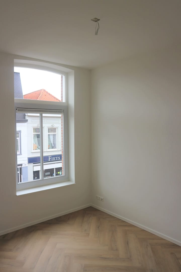 Foto 11 van Ginnekenweg 12-B