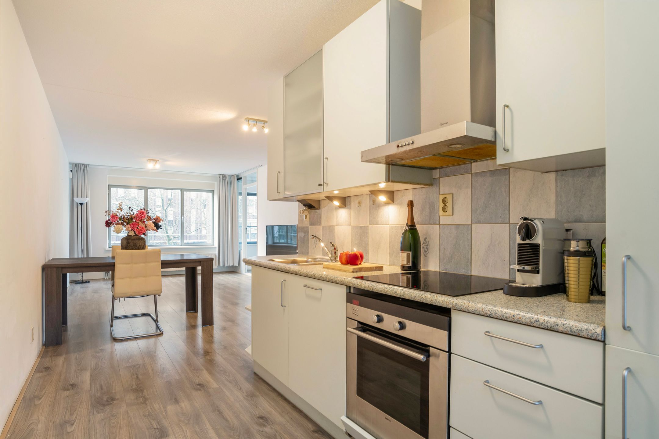 Foto 6 van Willem Molenbroekplein 8