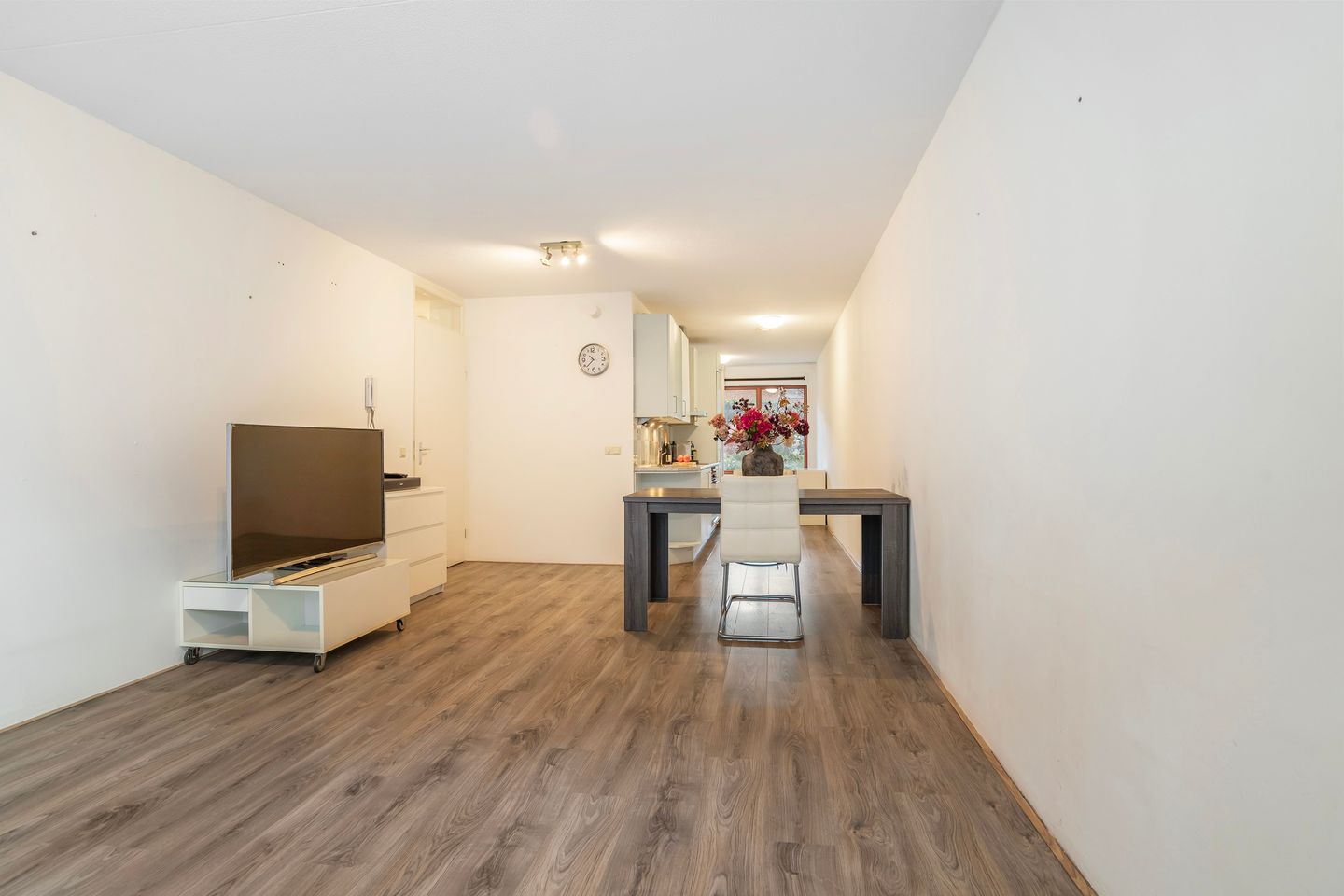 Foto 4 van Willem Molenbroekplein 8