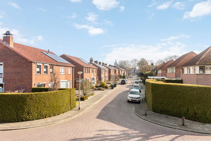 Foto 19 van Trompstraat 18