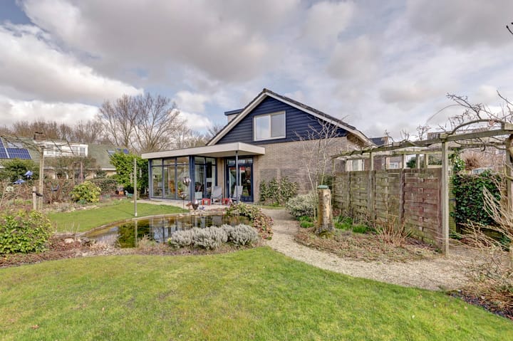 Foto 36 van Bizetlaan 2