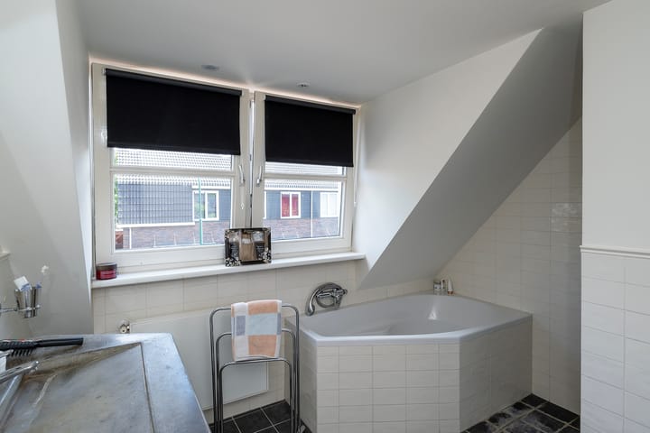 Foto 24 van Prins Hendrikstraat 17