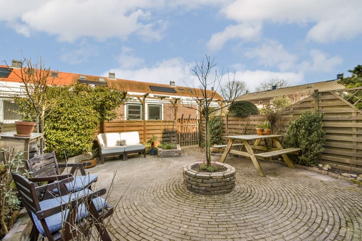 Foto 15 van Meteorenweg 86