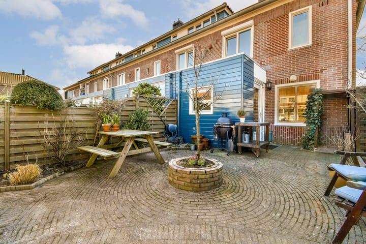 Foto 17 van Meteorenweg 86