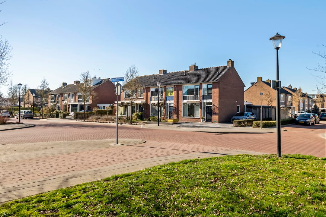 Photo 2 of Oranje Nassaulaan 57