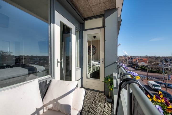 Foto 3 van Esdoornlaan 42