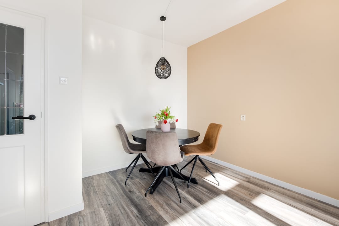 Foto 11 van Esdoornlaan 42